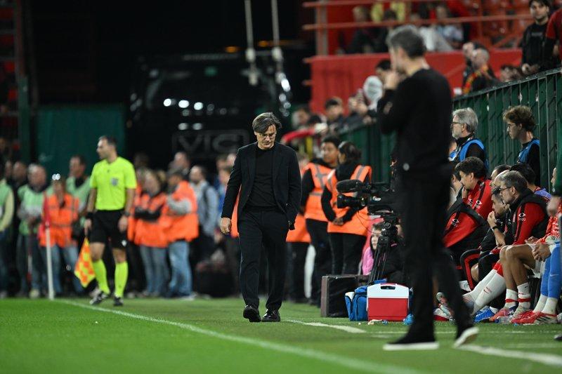 Vincenzo Montella'dan çarpıcı açıklama! "Eleştirilere kulak asmak istemiyorum"