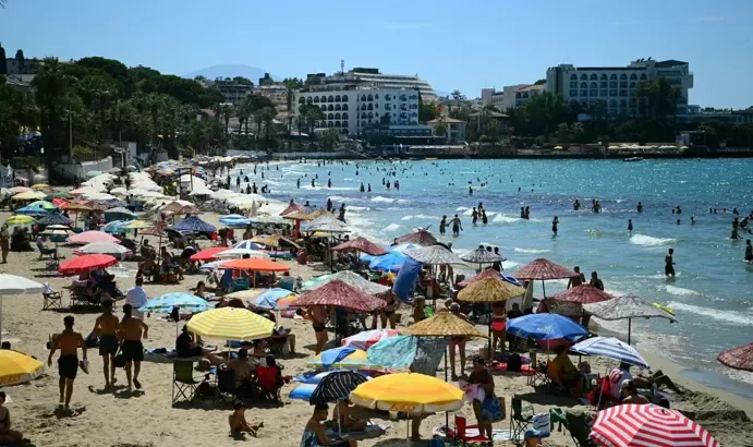 Aydın'da yaz yeniden başladı! Kuşadası'nda doluluk şaşırttı