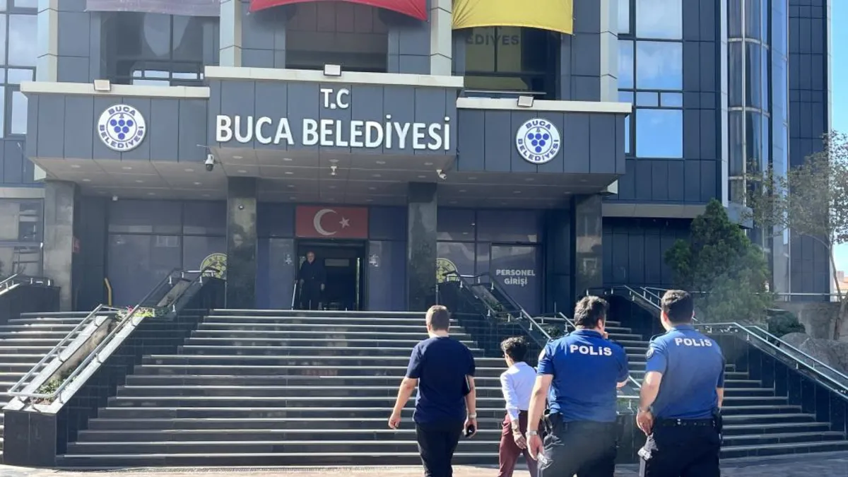 SON DAKİKA: Buca'da borç krizi patladı! Belediyeye haciz şoku! Makam odalarındaki eşyalar haczedilecek!