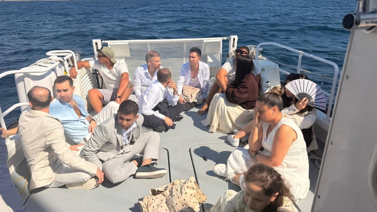 Şık giyinerek kaçmak istediler: Kaçak göçmenler yakalandı