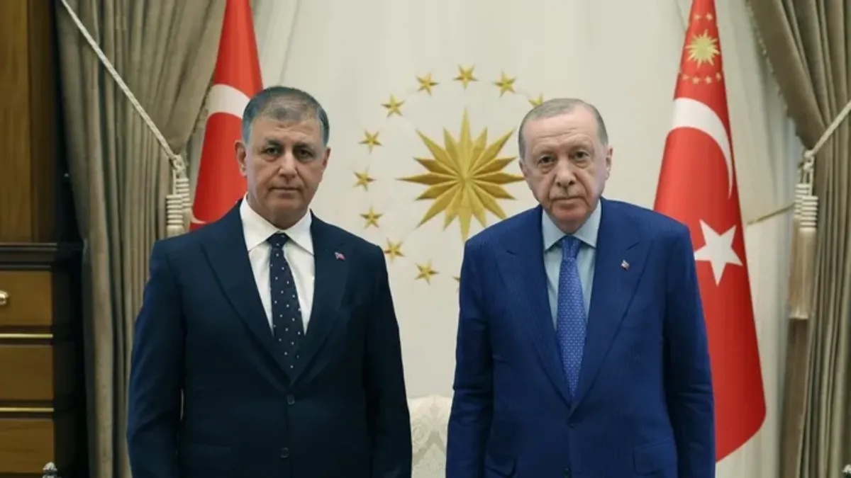 Başkan Erdoğan'dan yerel yönetim teması: İzmir Büyükşehir Belediye Başkanı Cemil Tugay Külliye'de ağırlandı