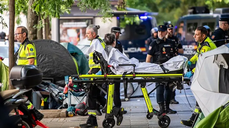 İspanya'da konut krizinin sembolü haline gelen yaşlı kadın evine dönebilecek