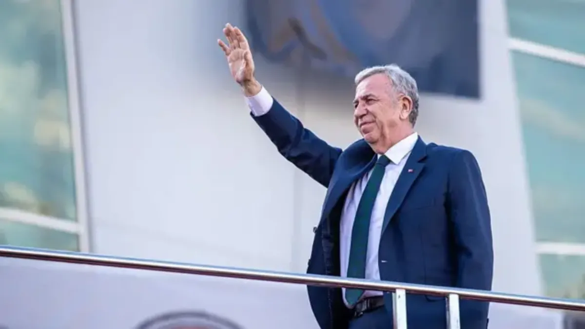 SON DAKİKA: Mansur Yavaş CHP'den istifa etti