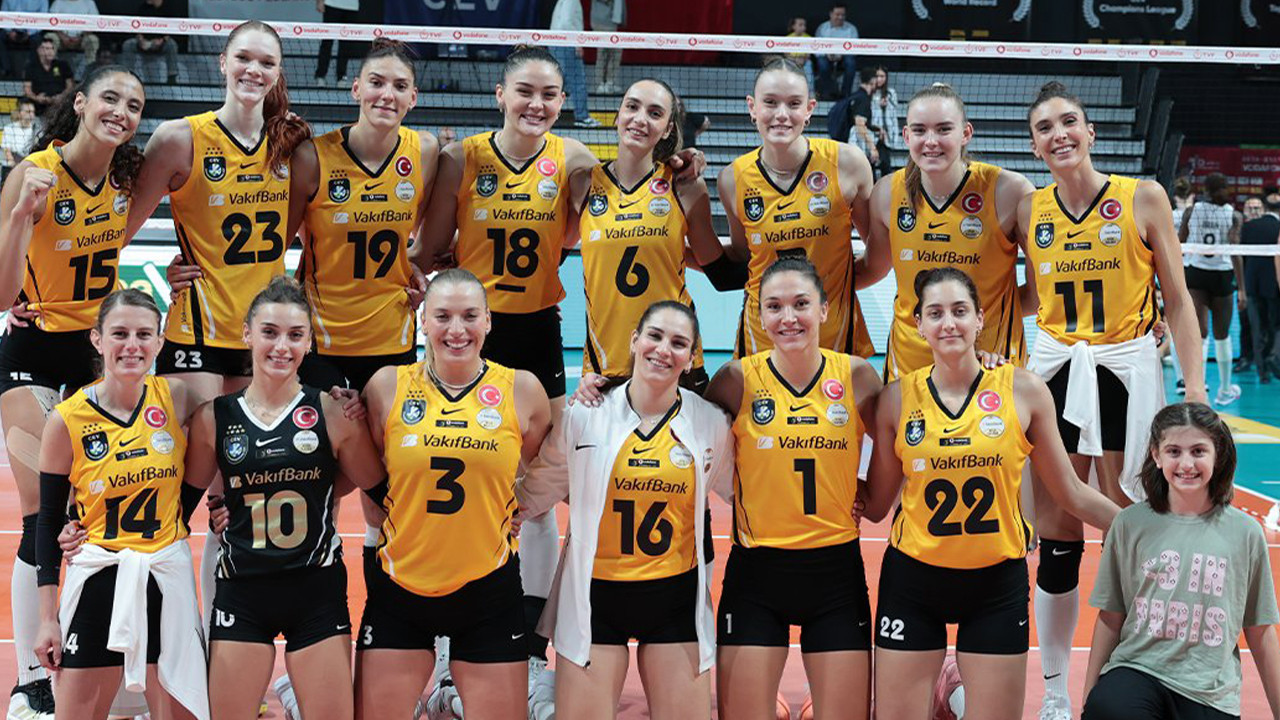 Son şampiyon Vakıfbank Beşiktaş galibiyetiyle sezonu açtı