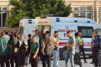 Manisa Valiliğinden okul saldırısına ilişkin açıklama: "6 öğrenci bugün taburcu edilecek"