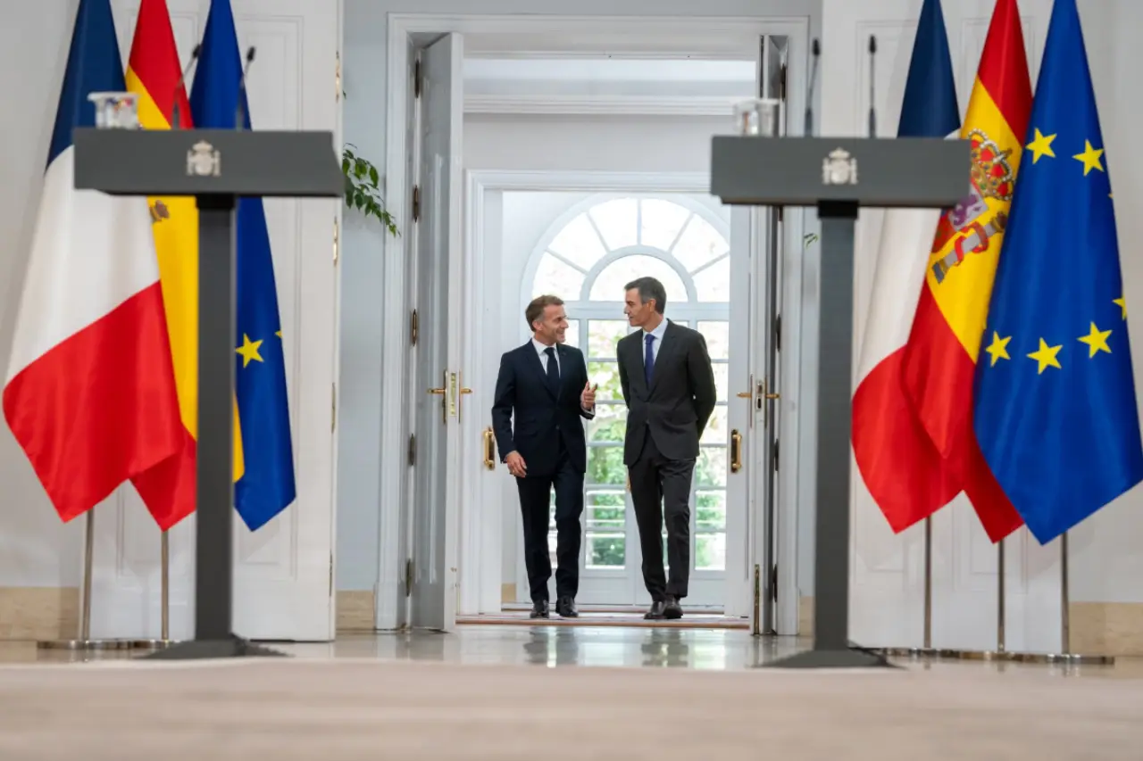 Macron’dan İngiltere'nin AB'ye dönüş tartışmasına: ‘İyi bir karar, hoş geldiniz’