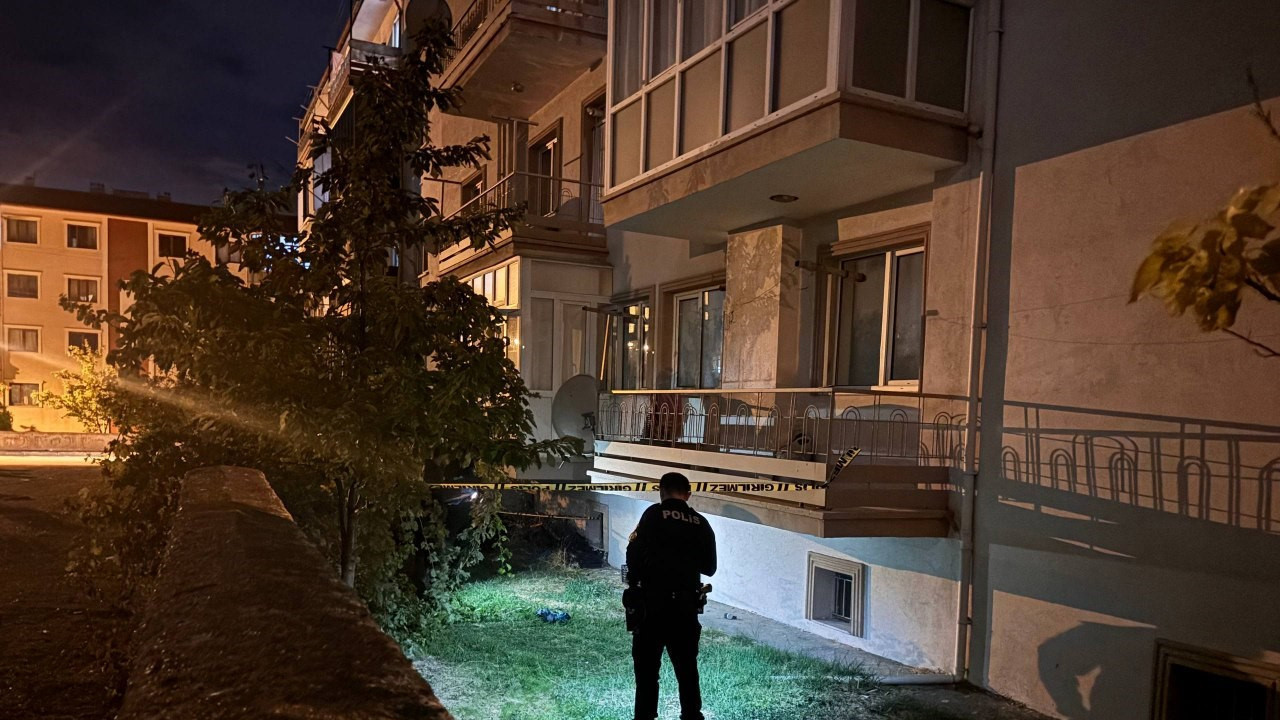 4. kattan düşen 77 yaşındaki kadın hayatını kaybetti