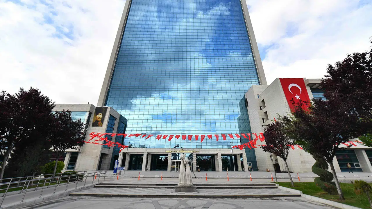 16 ilçe belediyesi kazanmıştı... Ankara'da CHP'nin iki belediyesi kaldı