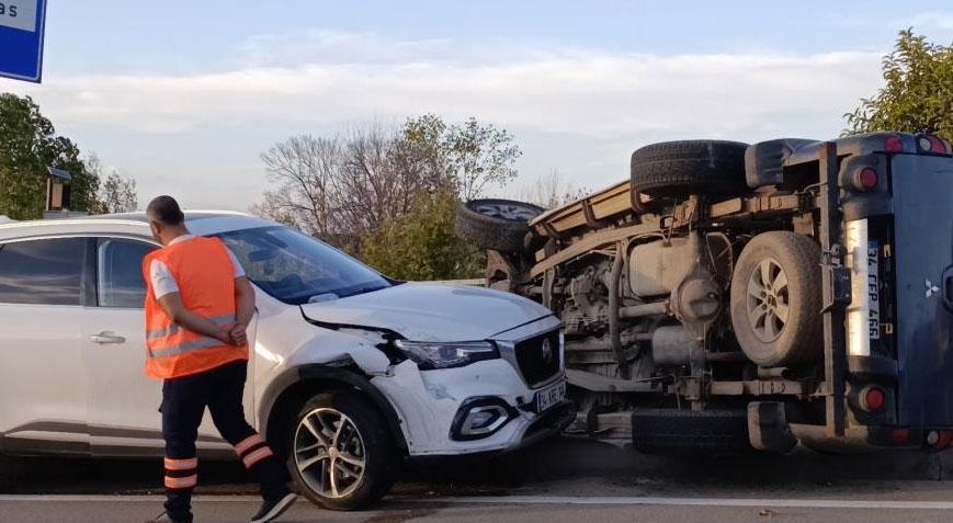 Tekirdağ’da film gibi olay! İçinde çocuk varken otomobili kaçırdı: Önce yayaya, ardından 2 araca çarptı