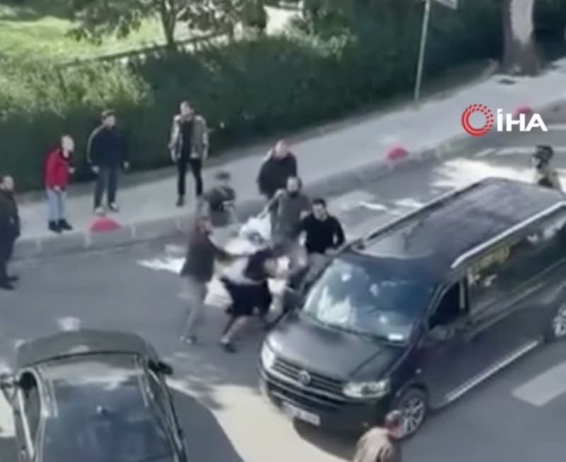 İstanbul'da trafikte kavga eden 4 kişiye 720 bin lira ceza