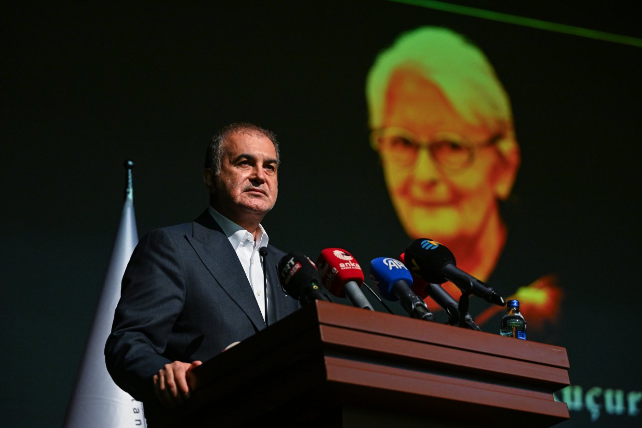 Ömer Çelik, Prof. Dr. Kuçuradi'yi andı: En kıymetli rehberlerden birİ