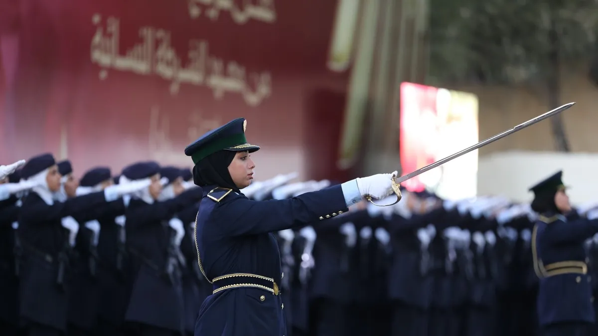 Suriye'de yeni dönem: Polis Akademisi ilk kadın mezunlarını verdi