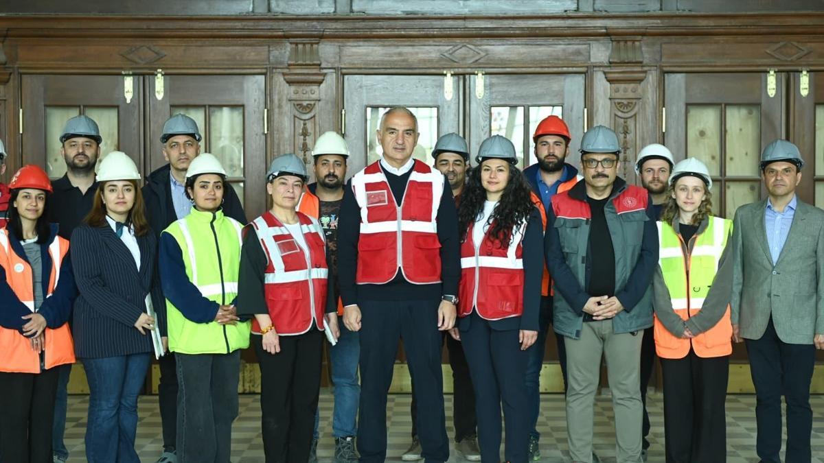 Haydarpaşa’nın temellerinde kritik tespit: Ahşap kazıkların yüzde 80’i yok olmuş