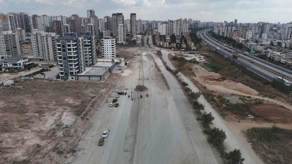 ÇAMAŞIR BİLE ASAMIYORLAR!