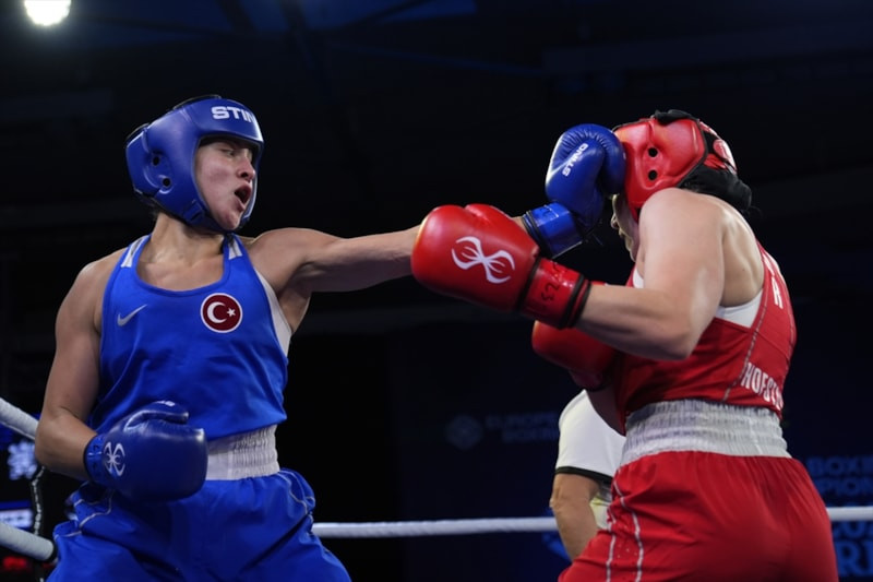 2026 Avrupa Boks Şampiyonası'nda Büşra Işıldar finalde, Esra Yıldız Kahraman yarı finalde