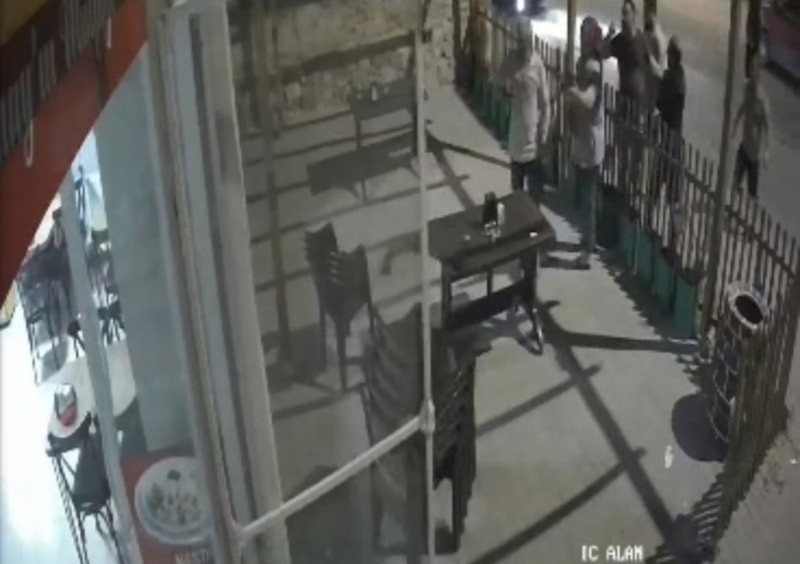 Edirne'de lokanta işleten çiftin darbedildiği anlar kamerada