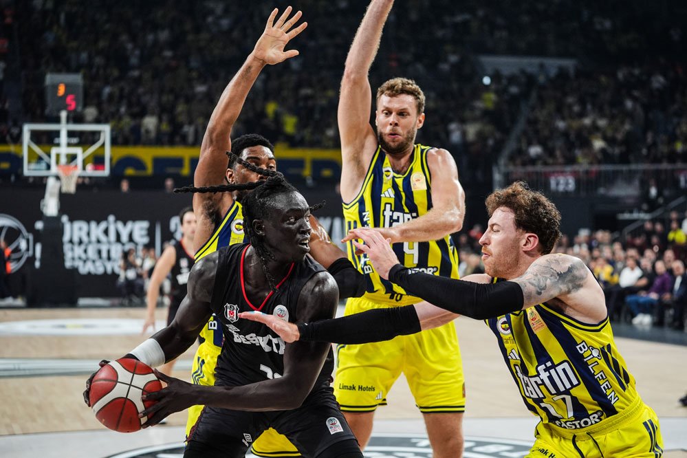 DERBİDE KUPA F.BAHÇE'NİN!