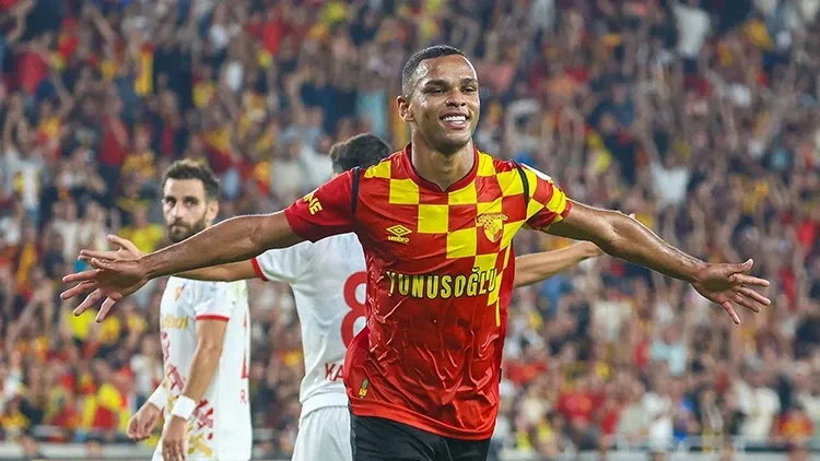 Süper Lig'in en fazla penaltı kullanan takım Göztepe! Juan penaltı gollerinde zirvede!