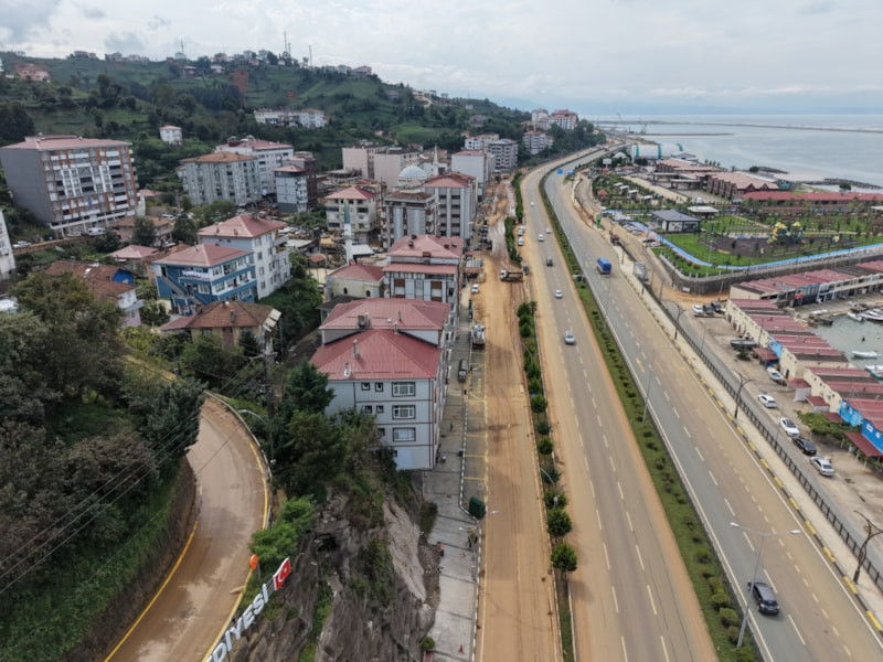 Rize'de sel temizliği: 8 eğitim kurumunda 1 gün tatil