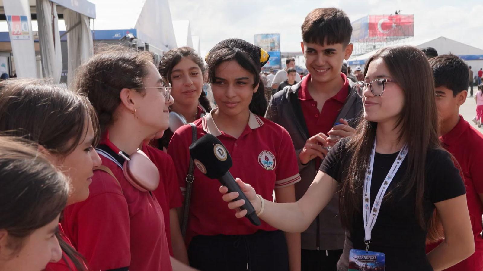 'Haberimiz Olsun' öğrencileri TEKNOFEST Güneydoğu'yu sahadan takip ediyor