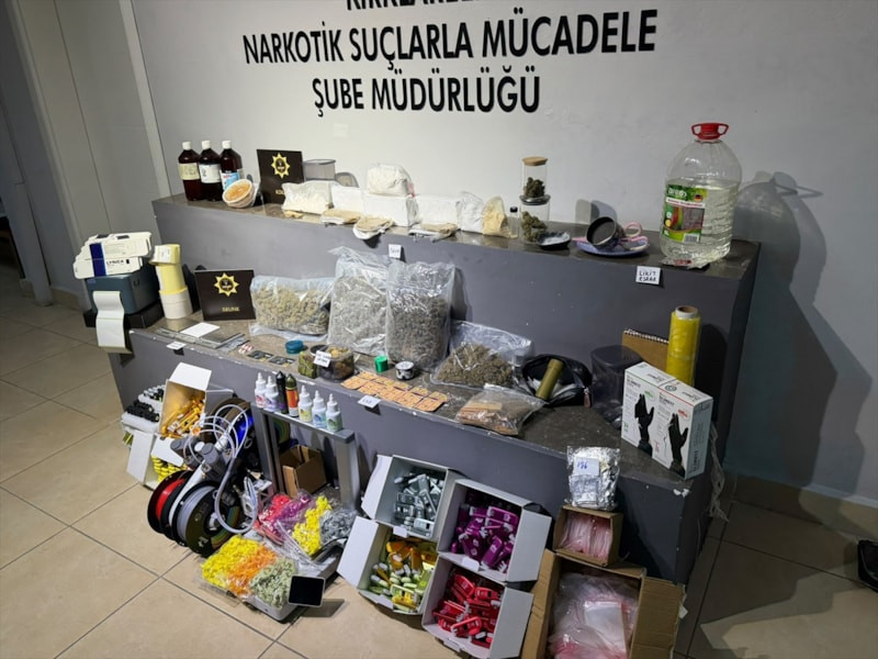 Kırklareli'de krgoyla uyuşturucu ticareti yapan 6 şüpheli tutuklandı