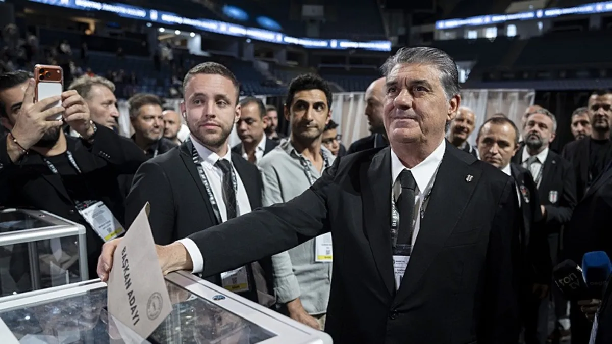 TFF'den Beşiktaş'ta yeniden başkanlığa seçilen Serdal Adalı'ya tebrik