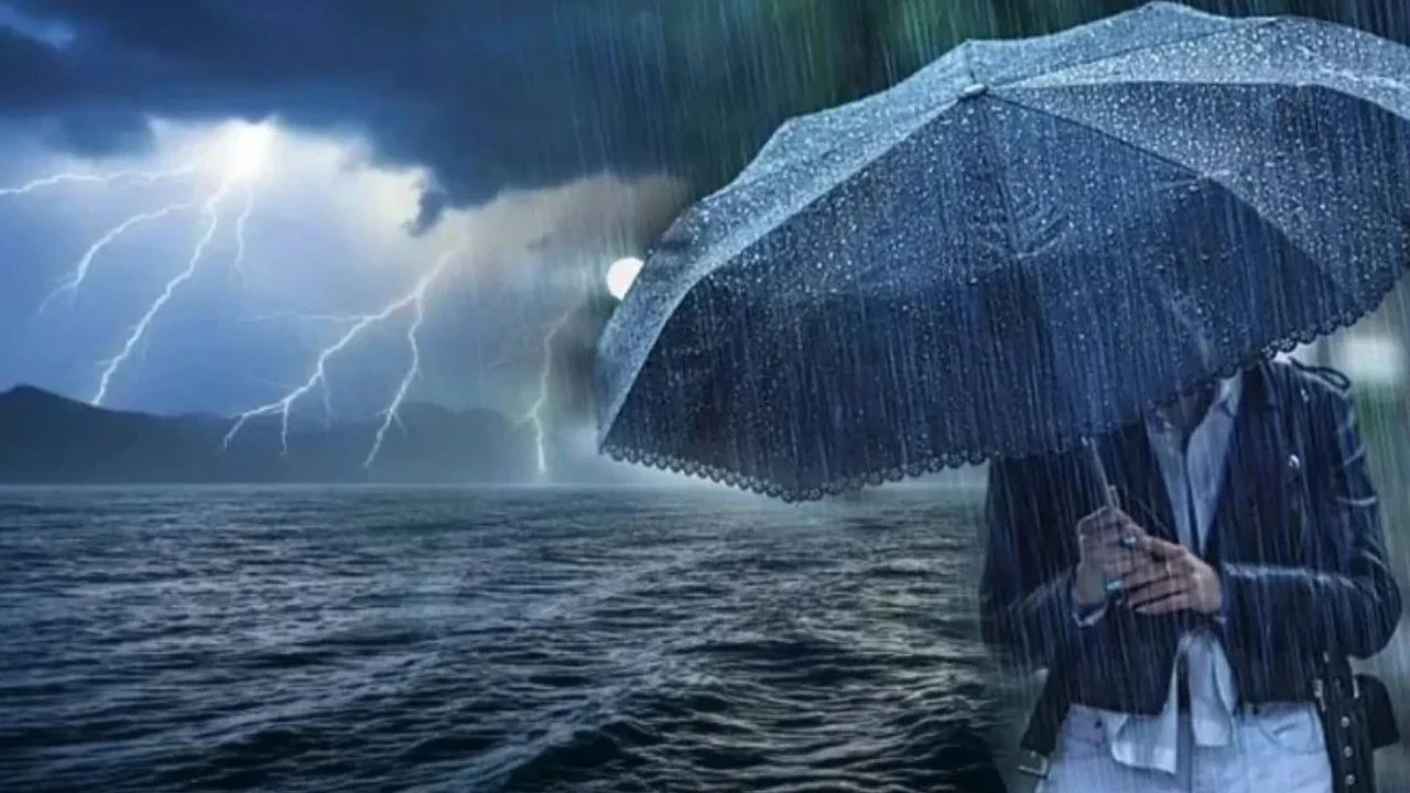 Meteoroloji uyardı: Orta ve Doğu Karadeniz için kuvvetli sağanak alarmı