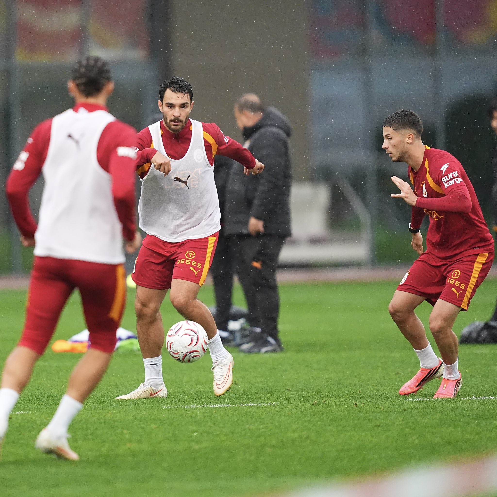 Galatasaray'da Kasımpaşa mesaisi sürüyor