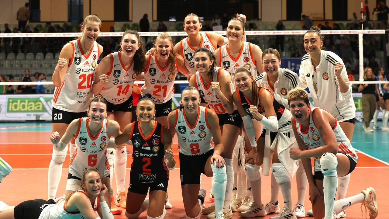 Eczacıbaşı, Nilüfer Belediyespor karşısında geri döndü