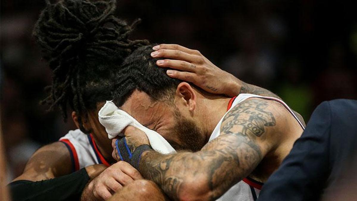 Anadolu Efes'te Mike James şoku!