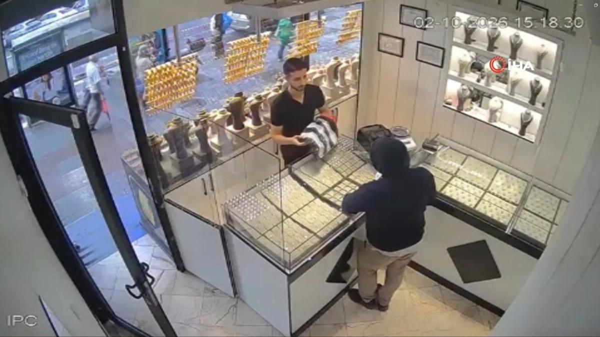 Soyguna geldi, dolandırıldı! Kuyumcunun akıl dolu tuzağı kameraya yansıdı