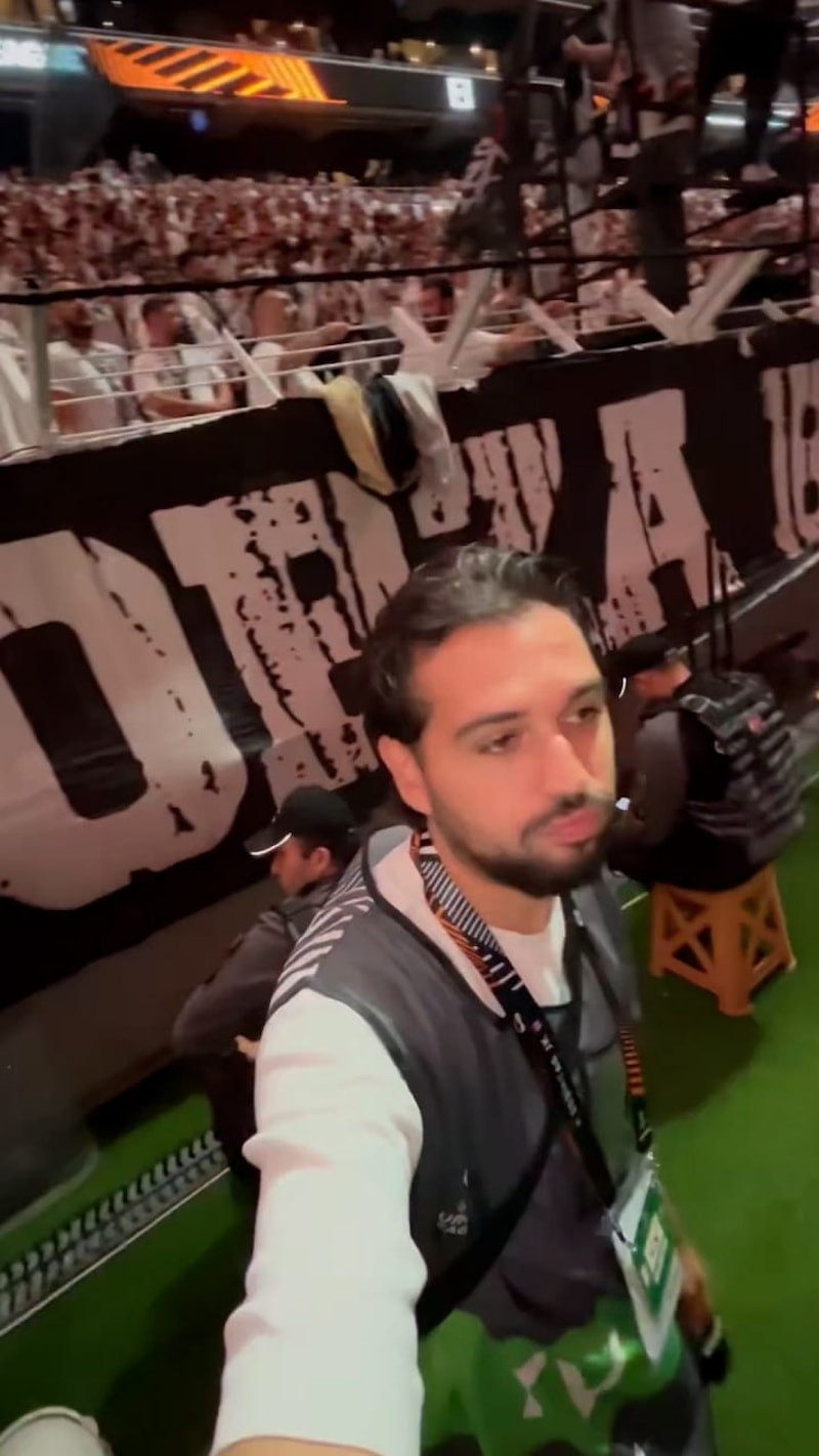 Beşiktaş-Marsilya maçındaki atmosfer Fransız gazeteciyi şaşkına çevirdi: Böylesini görmedim!