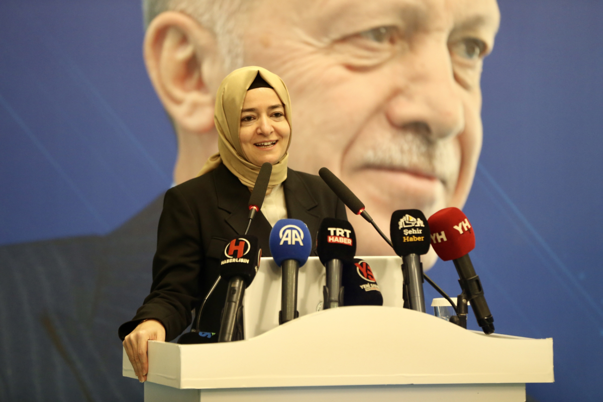 Fatma Betül Sayan Kaya hakkında 300 milyon liralık tapu iddiası