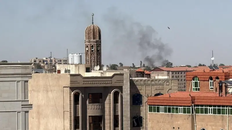 Yemen hükümeti, toprakları geri almak için Husilere karşı savaş başlattı