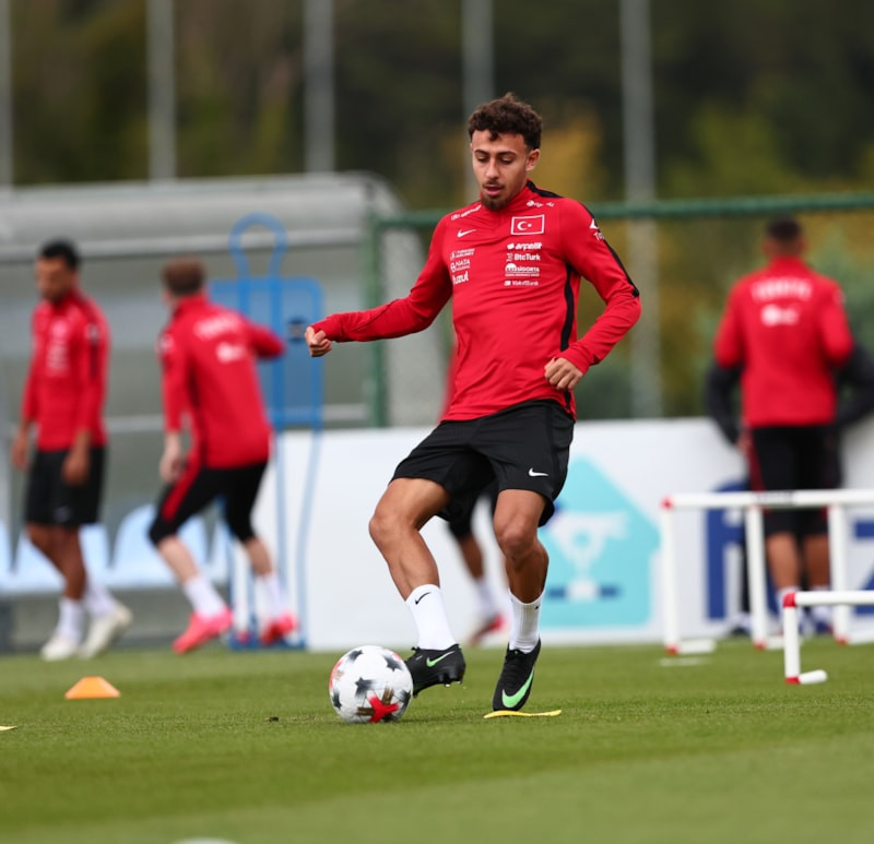 A Milli Futbol Takımı, Fransa maçının hazırlıklarına devam etti