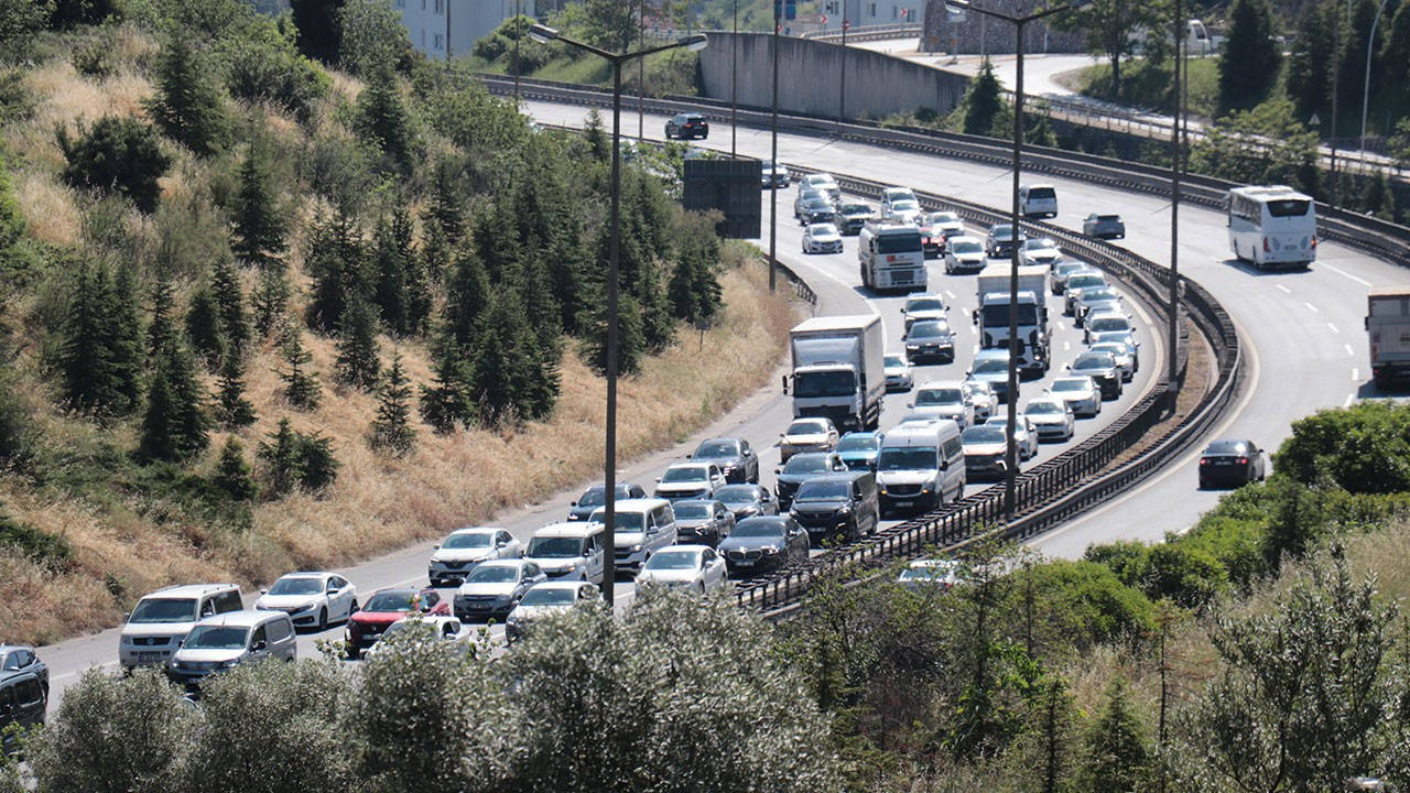 İstanbul trafiğinin yıllık faturası belli oldu: Maliyeti dudak uçuklattı