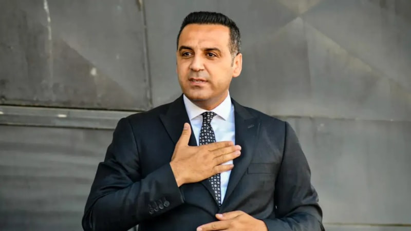 İzmir Çiğli Belediye Başkanı Onur Emrah Yıldız, AK Parti yolunda