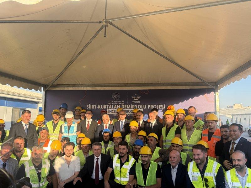 Güneydoğu'ya çifte müjde! Bakan Uraloğlu: Bu yıl bitireceğiz