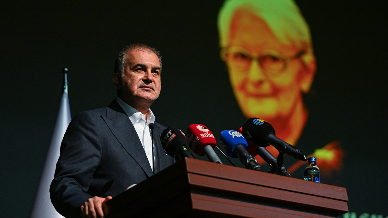 Ömer Çelik, Prof. Dr. Kuçuradi'yi andı: En kıymetli rehberlerden birİ