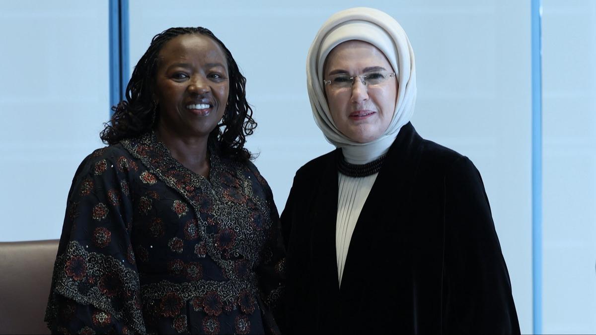 Emine Erdoğan, Kenya Cumhurbaşkanı'nın eşi Rachel Ruto ile bir araya geldi
