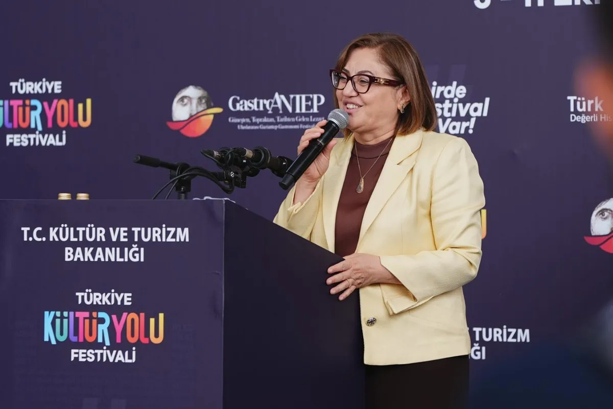 Beyrandan baklavaya: GastroAntep Kültür Yolu Festivali’nde 70’ten fazla lezzet noktasıyla şölen başladı