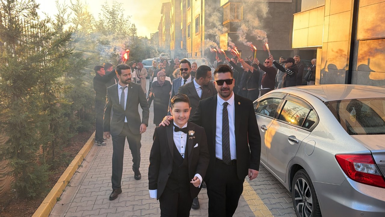 SEN HEP GÜL