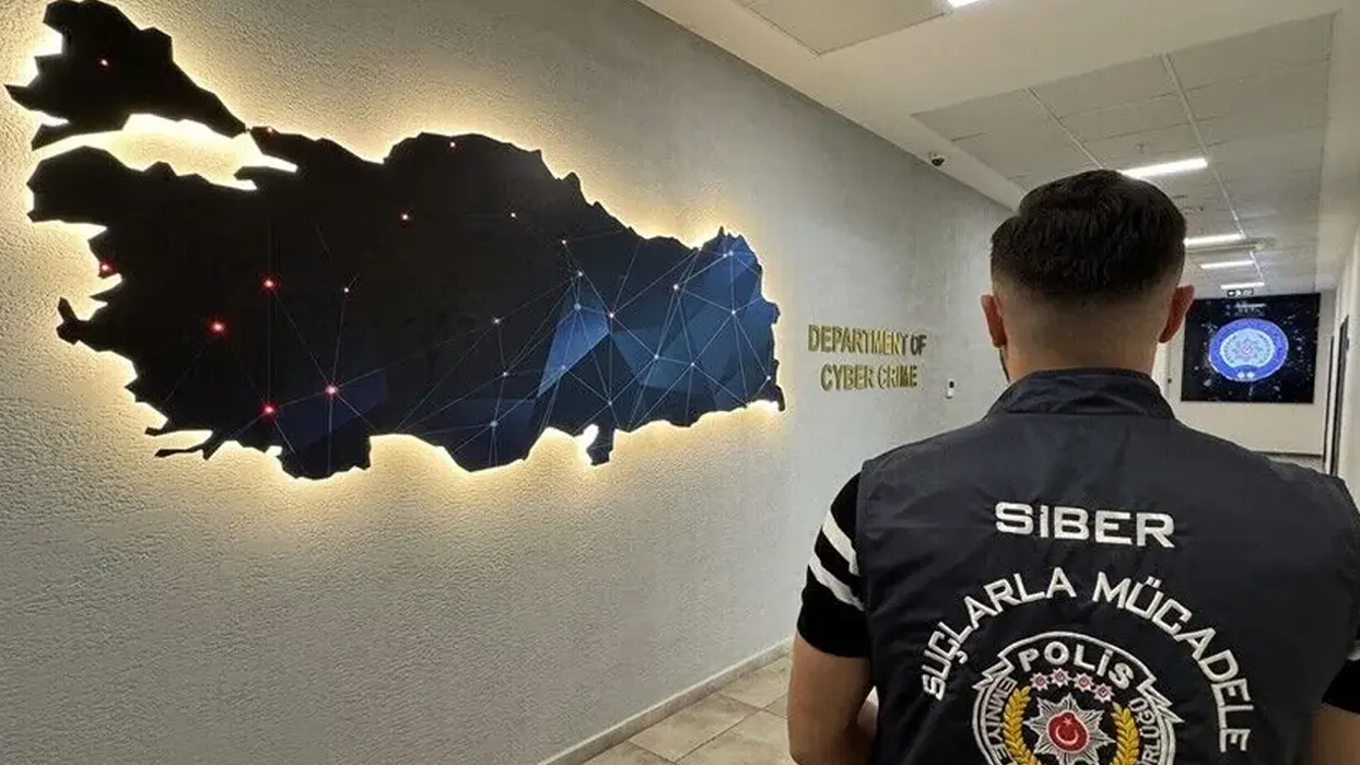 Siber Suçlarla Mücadele kapsamında düzenlenen operasyonlarda 826 şüpheli yakalandı
