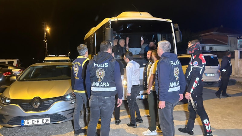Ankara'da eğlence mekanlarına denetim: 68 kişi gözaltında