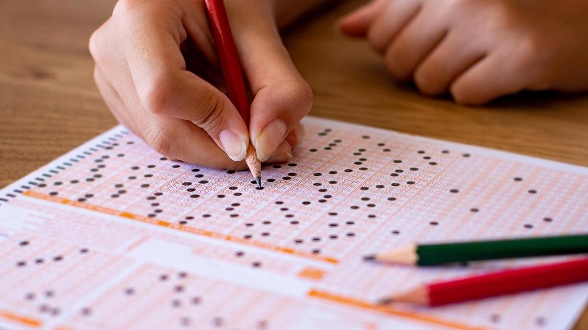 ÖSYM'nin eczacılık sınavlarına başvurular başladı
