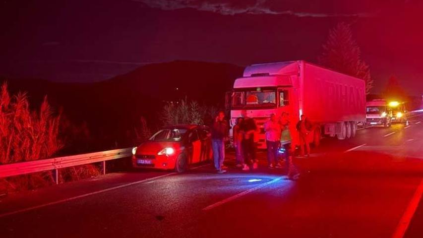 Kazaya müdahale sırasında ikinci kaza! Alkollü sürücü dehşet saçtı: 1'i ağır 12 yaralı