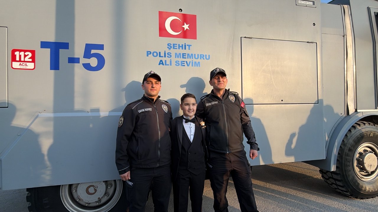 SEN HEP GÜL