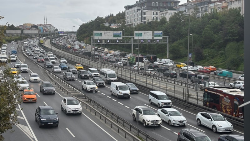 İstanbul'da trafik yoğunluğu yüzde 71'e çıktı