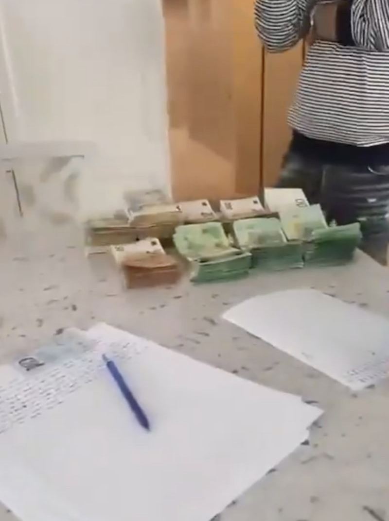 Mersin Büyükşehir Belediyesi soruşturmasında şüphelinin evinden servet çıktı