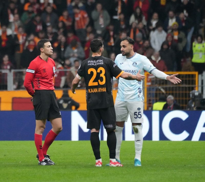 Bandırmaspor'un futbolcusu Tolga Kalender hayatını kaybetti
